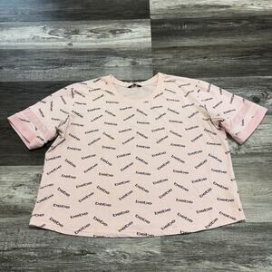 Bebe Sport Tossed Logo Pink Womens 1X Plus Activewear All Over Print Crop Top
